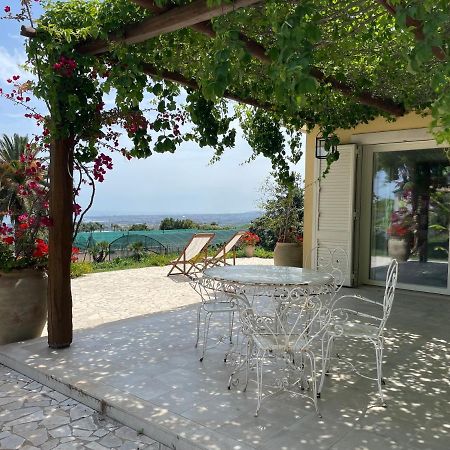 Villa Palm Hill Piedimonte Etneo Eksteriør billede