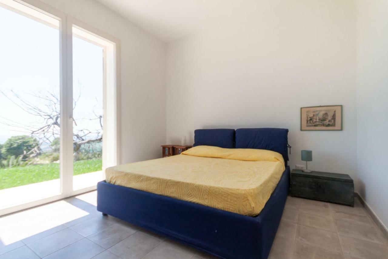 Villa Palm Hill Piedimonte Etneo Eksteriør billede