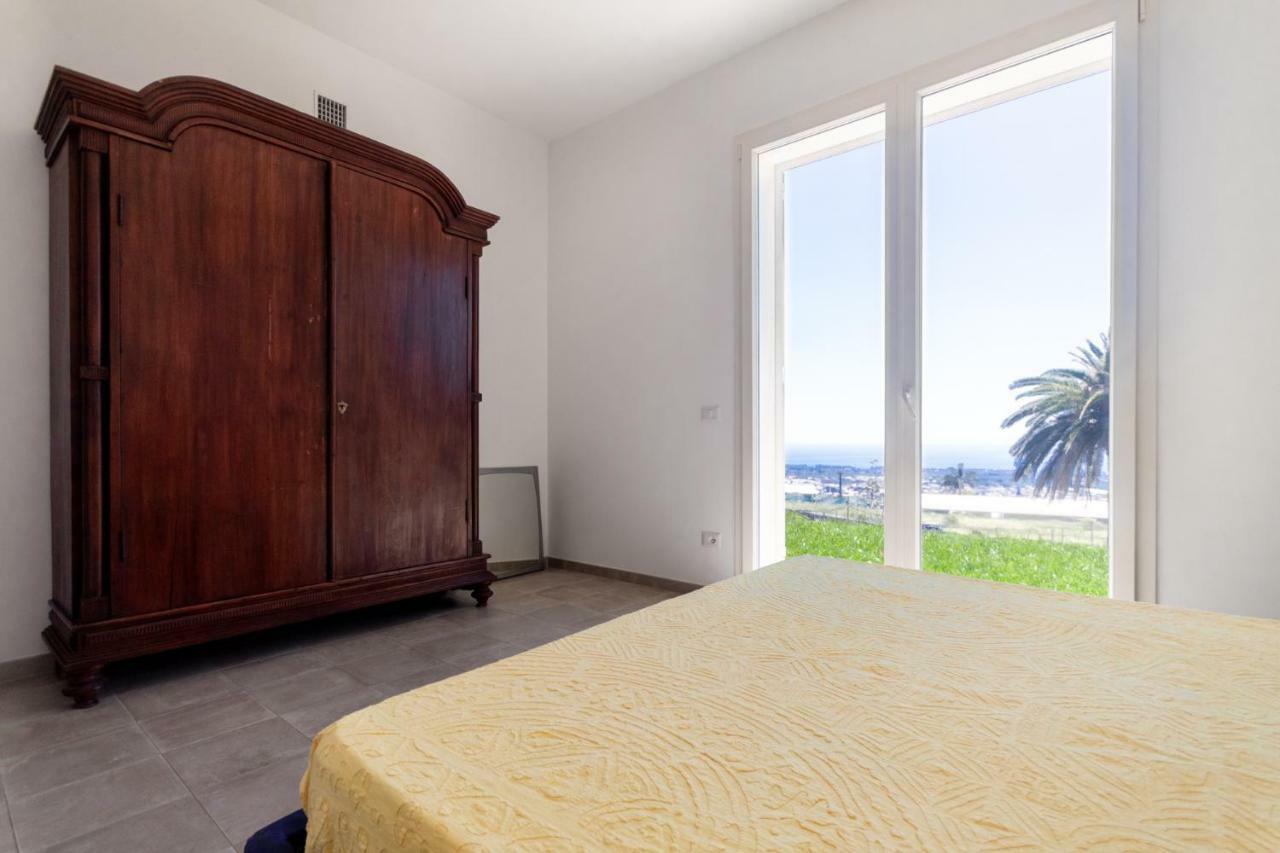 Villa Palm Hill Piedimonte Etneo Eksteriør billede